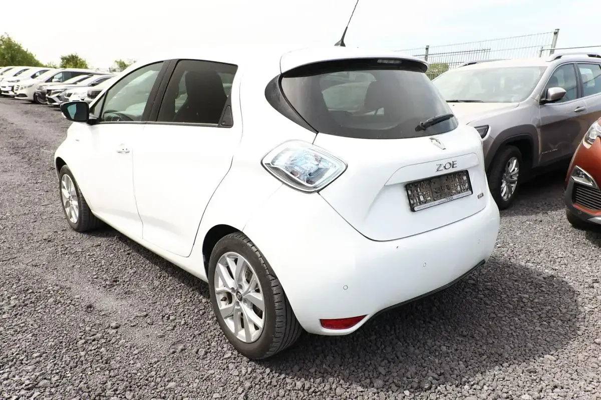 Usata Renault Zoe LIMITED 80 kW (109 CV) 2018 Bianco Utilitaria