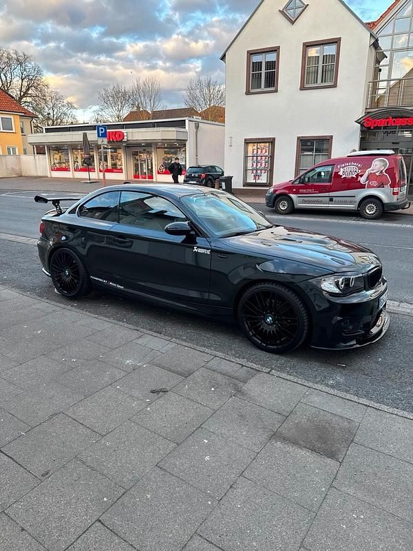Gebraucht BMW 120 Coupé 234 PS (172 kW) 2009 Schwarz Coupé