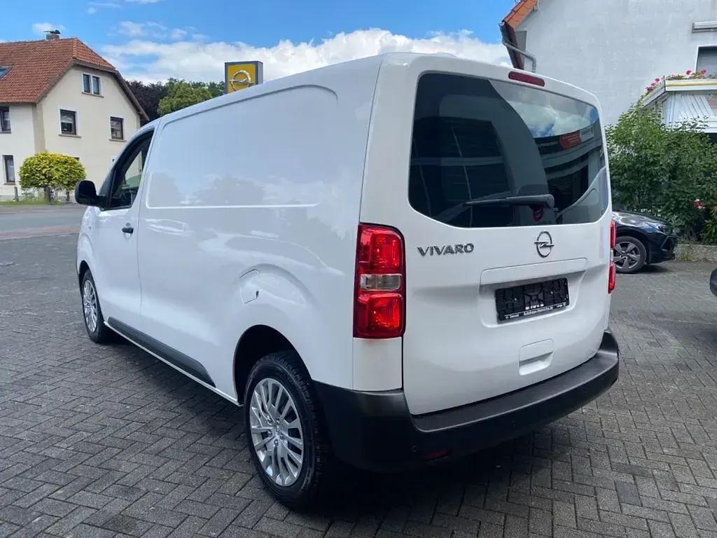 Gebraucht Opel Vivaro-e Combi Edition 144 PS (105 kW) 2022 Weiß Van / Kleinbus