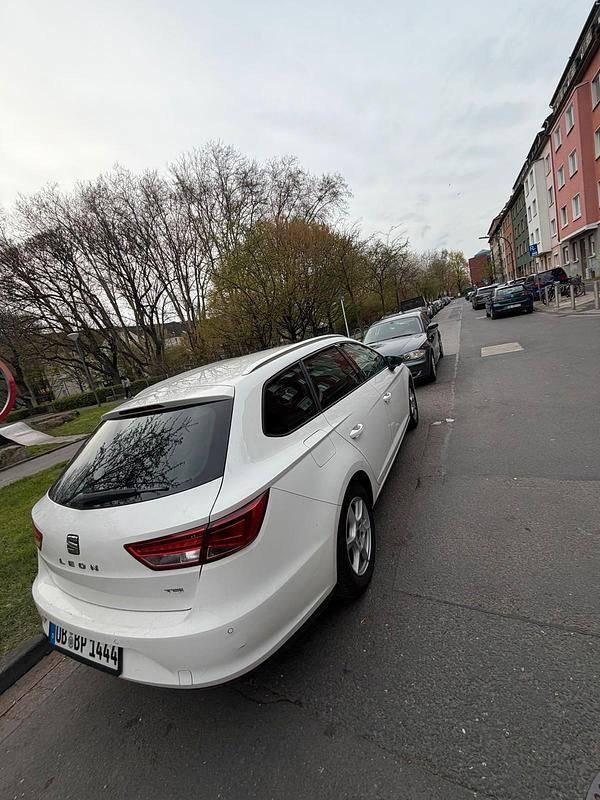 Gebraucht Seat Leon 110 PS (80 kW) 2016 Weiß Kombi