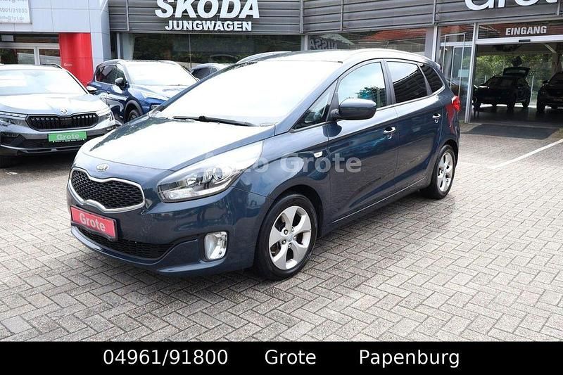 Grau Gebraucht 2014 Kia Carens Van / Kleinbus | 6.990 € (Fairer Preis) - Bild 1/4