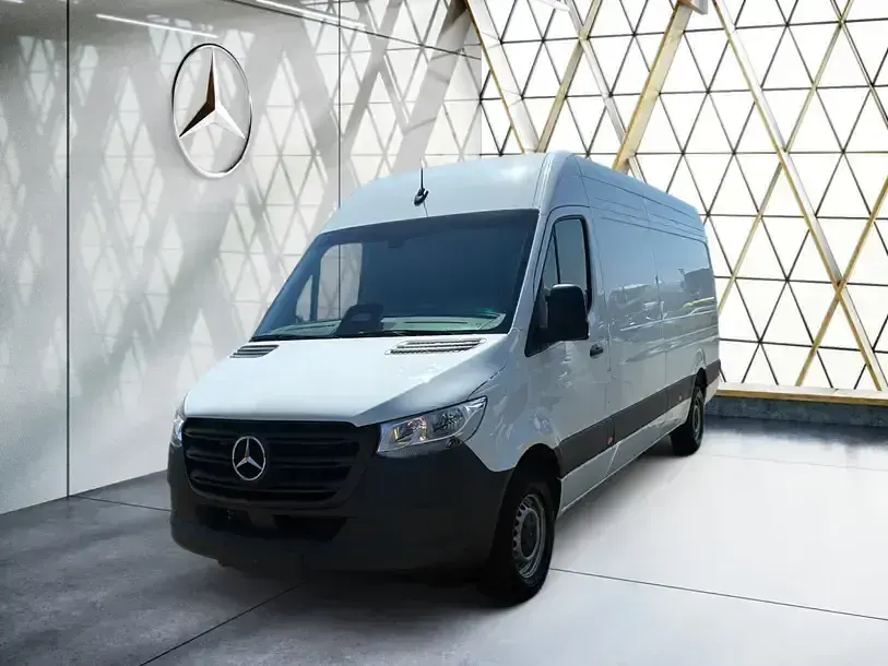 Gebraucht Mercedes Sprinter 170 PS (125 kW) 2025 Weiß Van