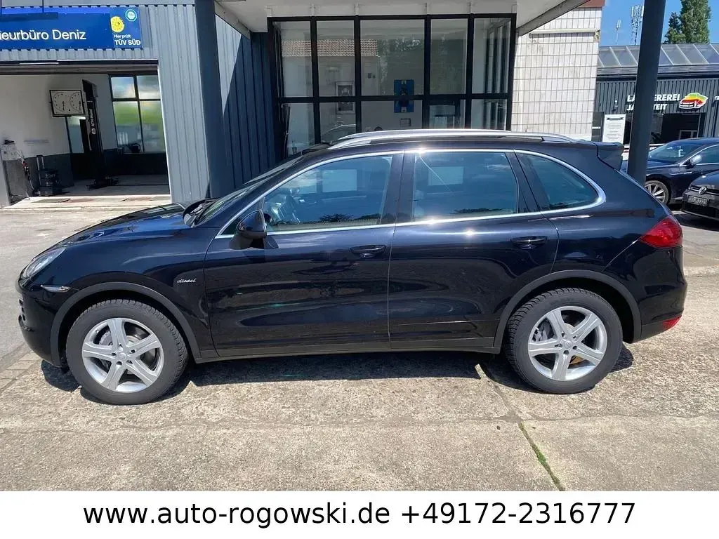 Gebraucht Porsche Cayenne 245 PS (180 kW) 2012 Schwarz SUV