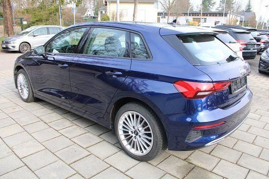 Gebraucht Audi A3 Advanced 204 PS (150 kW) 2023 Navarrablue (metallic) Limousine