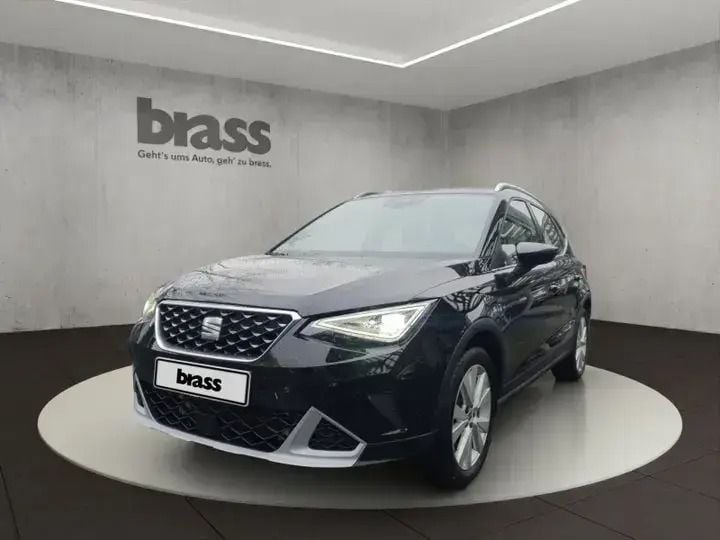 Midnight schwarz metallic Gebraucht 2023 Seat Arona Xperience SUV | 19.980 € (Guter Preis) - Bild 1/4