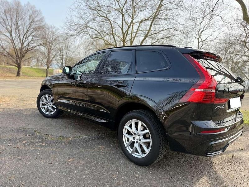 Gebraucht Volvo XC60 Ultimate 197 PS (144 kW) 2023 Schwarz SUV