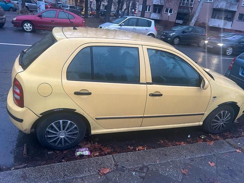 Gebraucht Skoda Fabia 75 PS (55 kW) 2002 Gelb Limousine