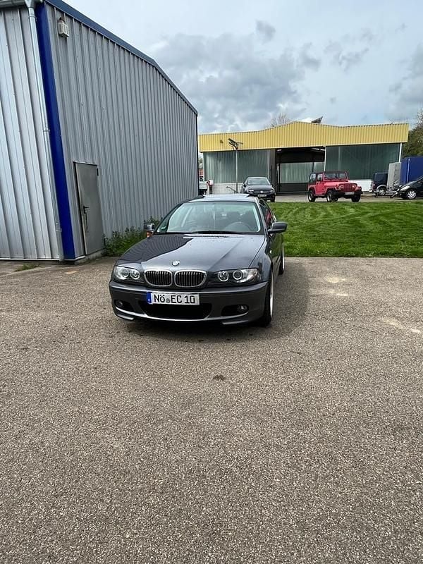 Grau Gebraucht 2005 BMW 325 Coupé | 7.500 € (Teuer) - Bild 1/4