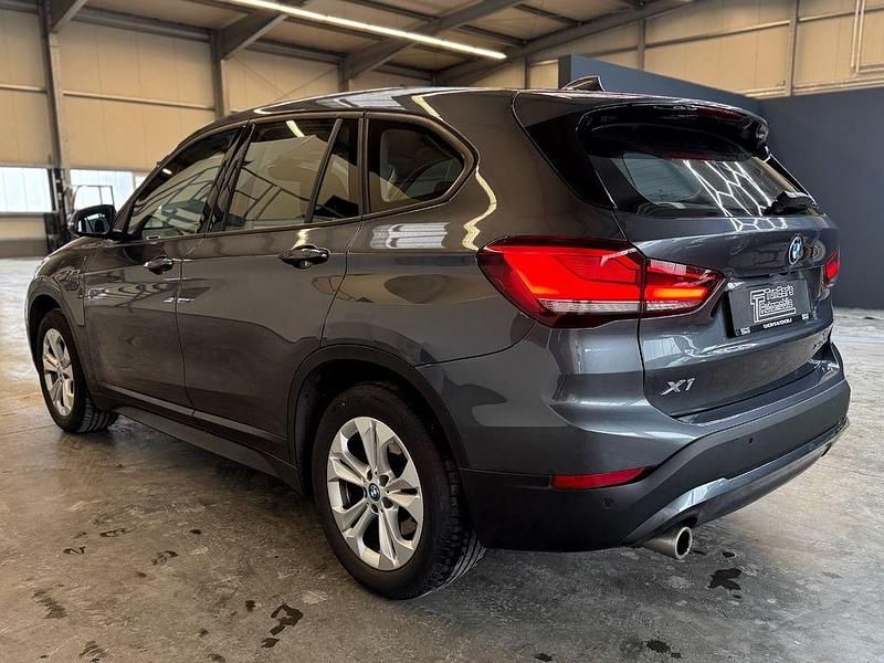 Gebraucht BMW X1 Advantage 125 PS (91 kW) 2021 Grau SUV