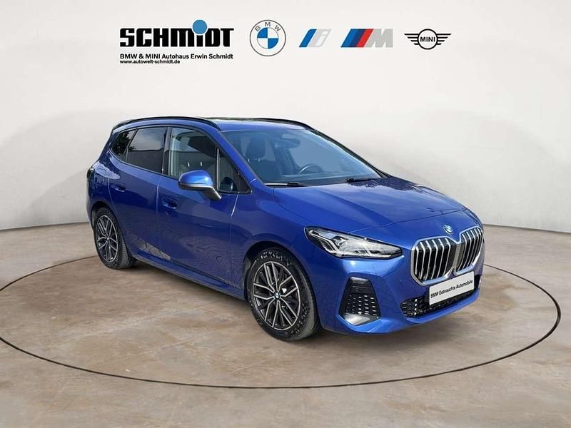 M portimao blau metallic Gebraucht 2022 BMW 218 Active Tourer M Sport Van / Kleinbus | 24.789 € (Fairer Preis) - Bild 1/3