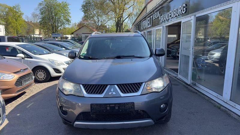 Gebraucht Mitsubishi Outlander Instyle 156 PS (114 kW) 2008 Silber SUV