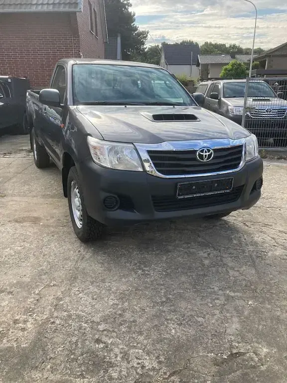 Gebraucht Toyota HiLux 144 PS (105 kW) 2015 Merlingrau Pickup