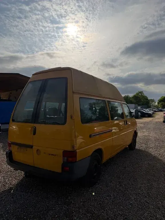 Gebraucht VW T4 68 PS (50 kW) 2001 Gelb Van