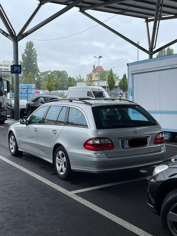 Gebraucht Mercedes E200 Avantgarde 2004 Silber Kombi