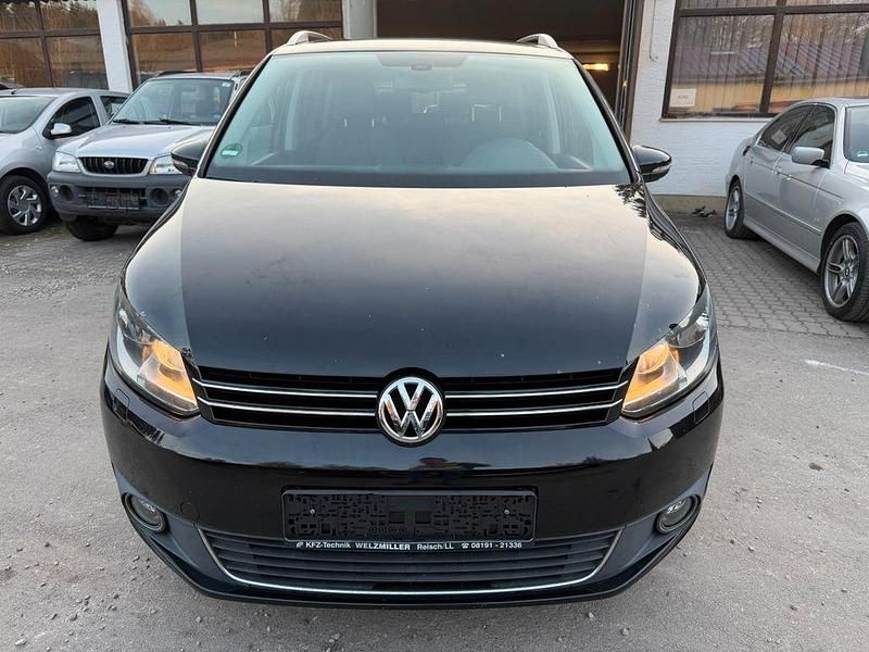 Gebraucht VW Touran Highline 140 PS (102 kW) 2011 Schwarz Van / Kleinbus