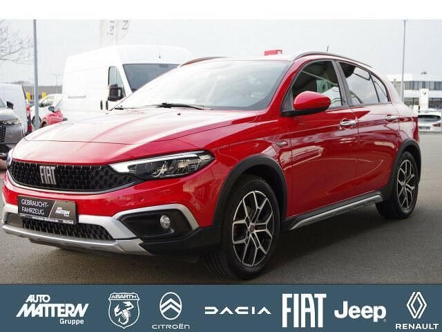 Gebraucht Fiat Tipo Red 101 PS (74 kW) 2022 Rot Kleinwagen