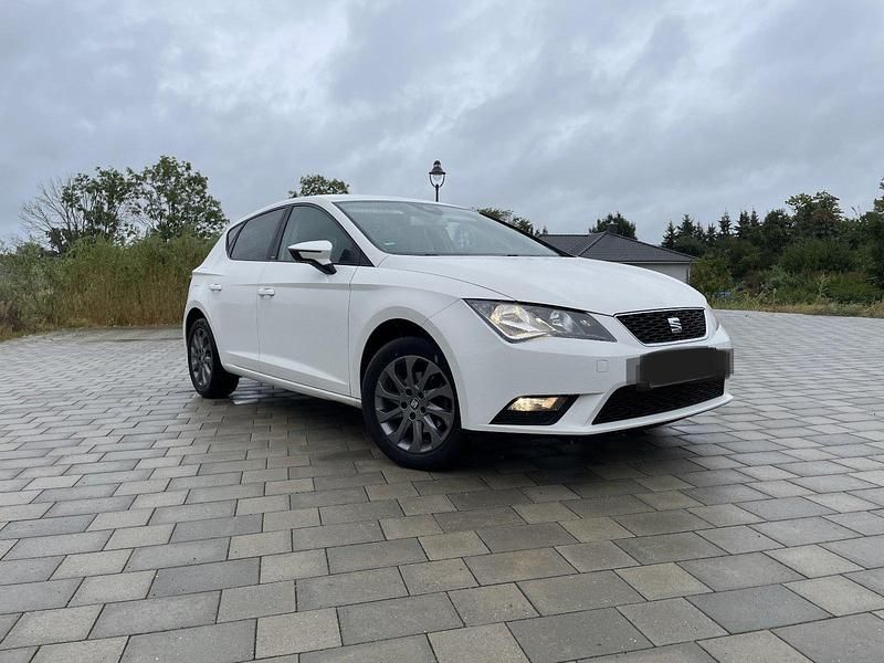 Gebraucht Seat Leon I-Tech 105 PS (77 kW) 2014 Weiß Kleinwagen