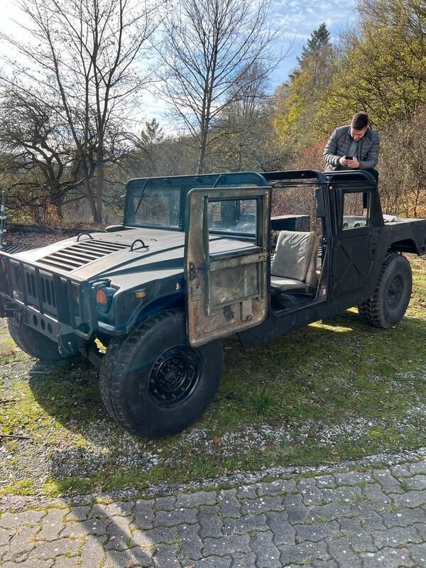 Schwarz Gebraucht 1986 Hummer H1 SUV | 22.500 € - Bild 1/4