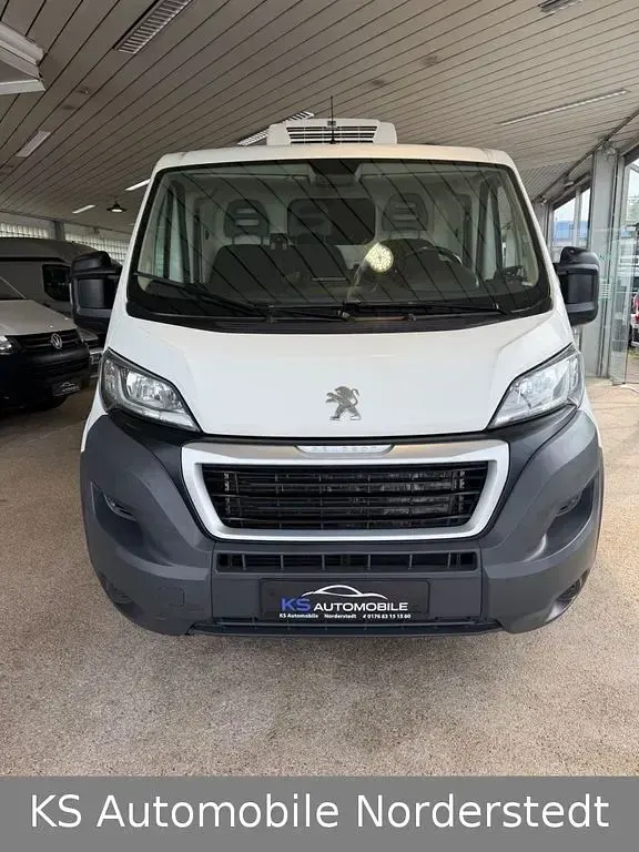 Gebraucht Peugeot Boxer 110 PS (80 kW) 2015 Weiß Van