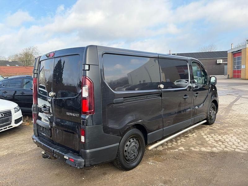 Gebraucht Renault Trafic 125 PS (91 kW) 2019 Schwarz Van / Kleinbus
