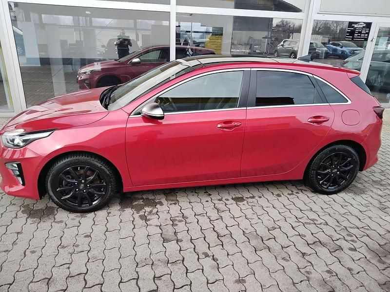 Gebraucht Kia Ceed Platinum Edition 140 PS (102 kW) 2018 (aa9) infrarot met. Kleinwagen