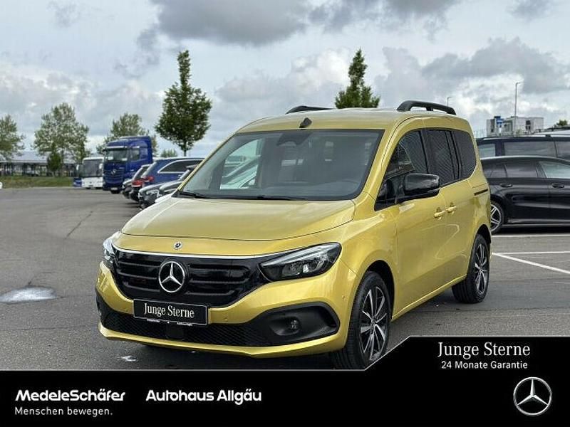 Gelb Gebraucht 2023 Mercedes 200 Van / Kleinbus | 25.850 € (Fairer Preis) - Bild 1/4