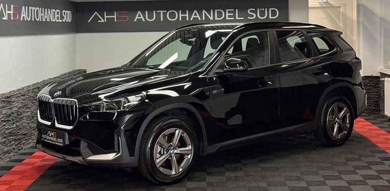 Schwarz Gebraucht 2023 BMW X1 SUV | 33.999 € (Superpreis) - Bild 1/4