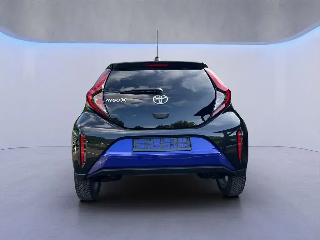 Gebraucht Toyota Aygo X Pulse 72 PS (52 kW) 2022 Schwarz SUV