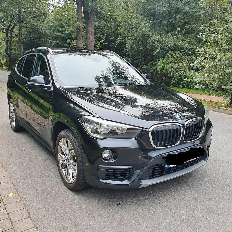Gebraucht BMW X1 Advantage 150 PS (110 kW) 2018 Schwarz SUV