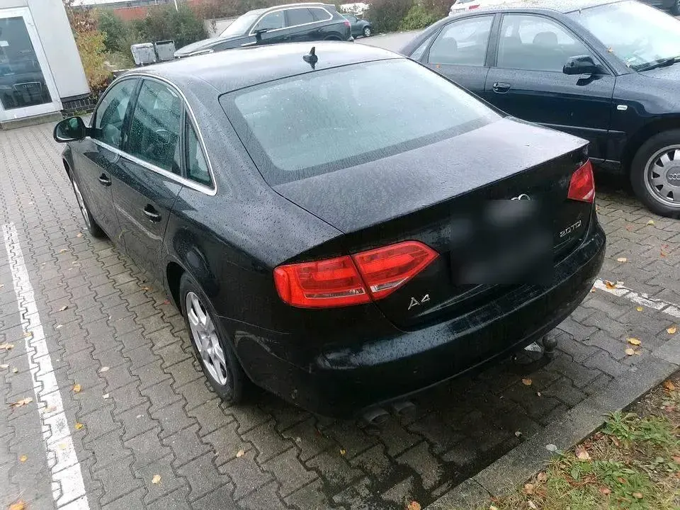 Gebraucht Audi A4 143 PS (105 kW) 2008 Schwarz Limousine
