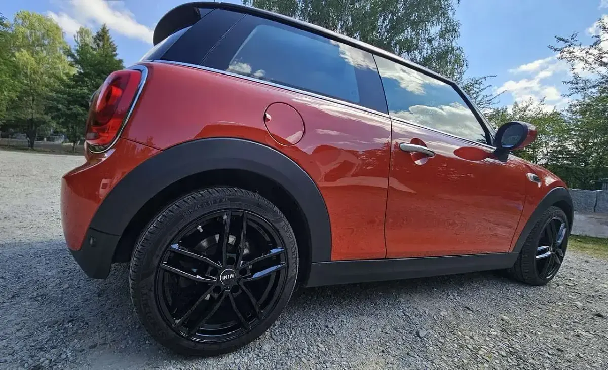 Gebraucht Mini ONE 102 PS (75 kW) 2021 Orange Kleinwagen