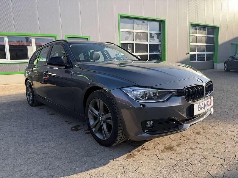 Second-hand BMW 318 Performance 143 CP (105 kW) 2014 Gri Break