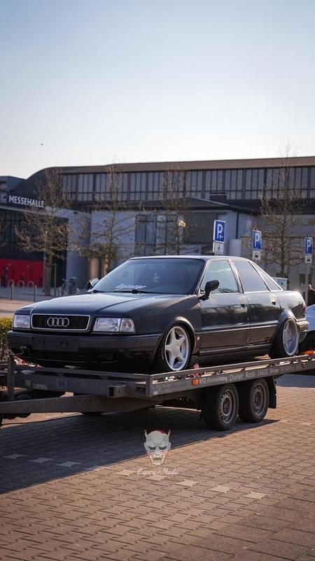 Second-hand Audi 80 90 CP (66 kW) 1994 Negru Berlinǎ