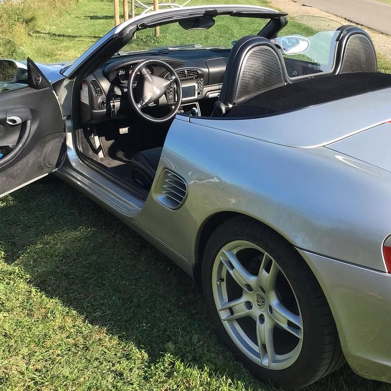 Gebraucht Porsche 986 Boxster 220 PS (161 kW) 2002 Silber Cabrio