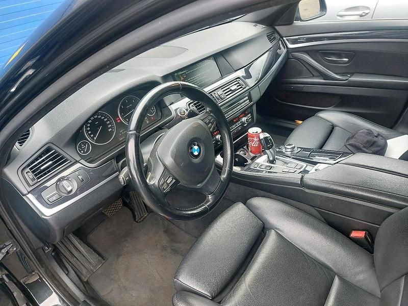 Gebraucht BMW 530 258 PS (189 kW) 2014 Schwarz Kombi