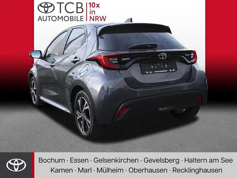 Gebraucht Toyota Yaris Hybrid Team 116 PS (85 kW) 2025 Marlingrau metallic Kleinwagen