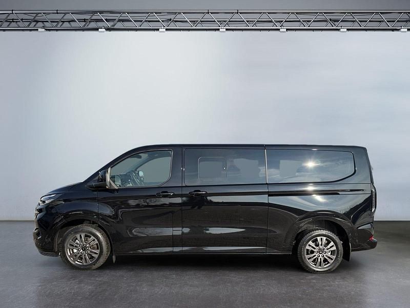Neu Ford Tourneo Custom Titanium 170 PS (125 kW) 2026 Agate black Van