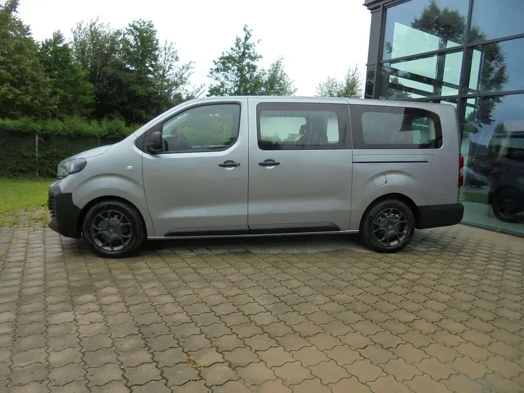 Neu Opel Vivaro 177 PS (130 kW) 2025 Grau Van / Kleinbus