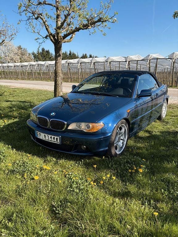 Gebraucht BMW 330 Cabriolet 232 PS (170 kW) 2003 Blau Cabrio