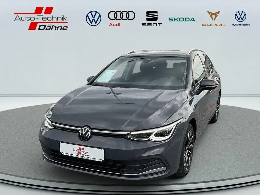 Gebraucht VW Golf VIII Active 116 PS (85 kW) 2022 Kombi