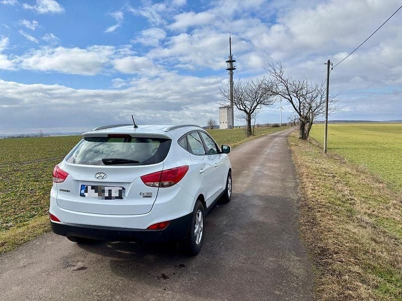 Gebraucht Hyundai ix35 116 PS (85 kW) 2011 Weiß SUV
