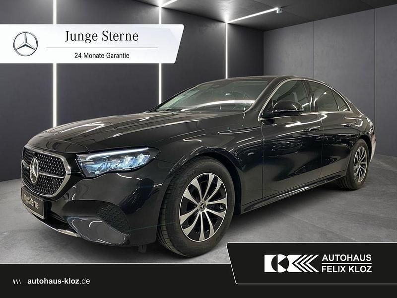 Lack graphitgrau Gebraucht 2024 Mercedes E200 Limousine | 44.900 € (Superpreis) - Bild 1/4