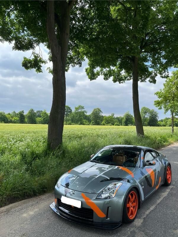 Grau Gebraucht 2004 Nissan 350Z Pack Coupé | 19.500 € (Fairer Preis) - Bild 1/4
