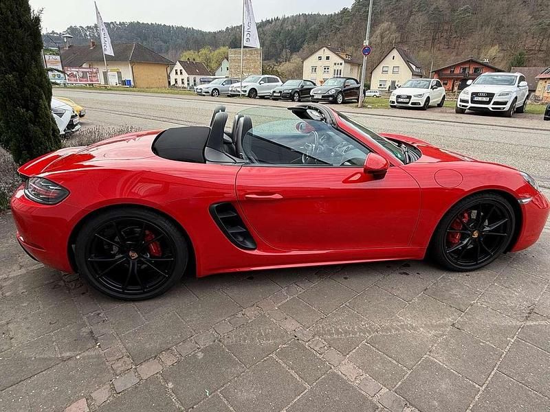 Gebraucht Porsche 718 349 PS (256 kW) 2018 Rot Cabrio