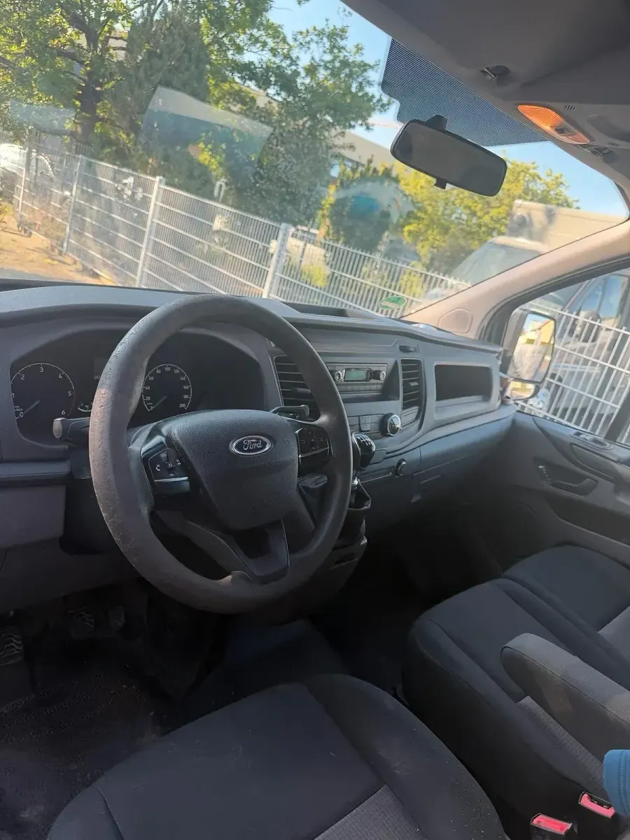 Gebraucht Ford Transit 105 PS (77 kW) 2018 Andere farben Van / Kleinbus