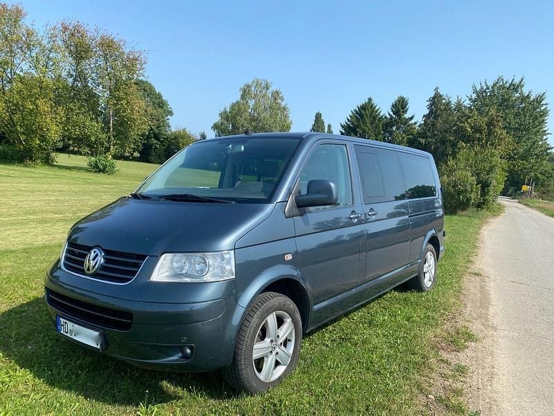 Grau Gebraucht 2009 VW T5 Van | 14.999 € (Etwas zu teuer) - Bild 1/4