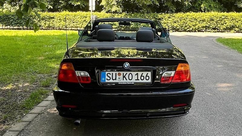 Gebraucht BMW 318 Cabriolet 143 PS (105 kW) 2002 Schwarz Cabrio