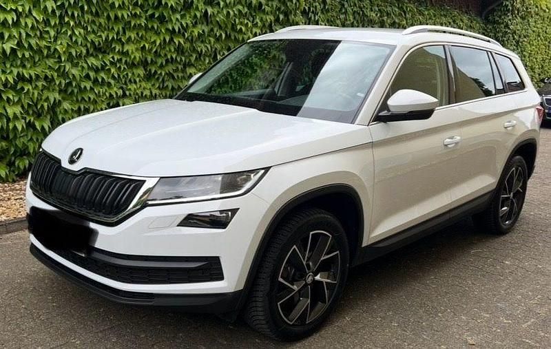 Weiß Gebraucht 2019 Skoda Kodiaq Style SUV | 23.000 € (Guter Preis) - Bild 1/4