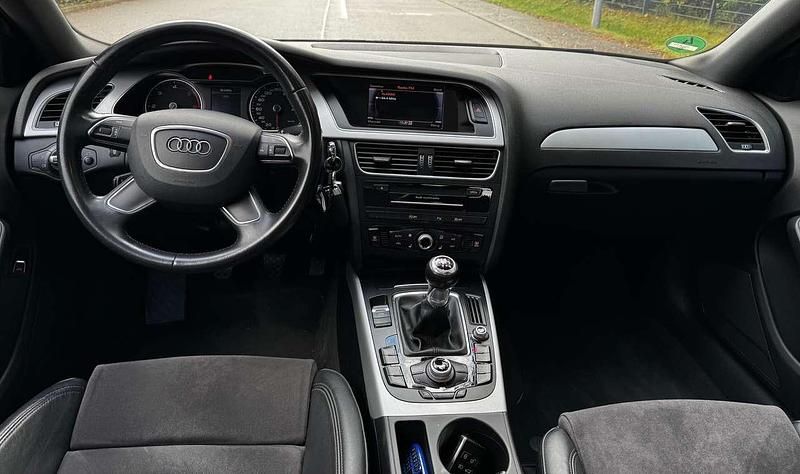 Gebraucht Audi A4 Attraction 150 PS (110 kW) 2015 Other Kombi