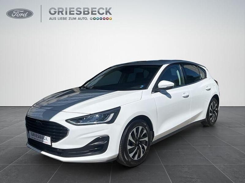 Frostweiß Gebraucht 2024 Ford Focus Titanium Limousine | 24.890 € (Fairer Preis) - Bild 1/4